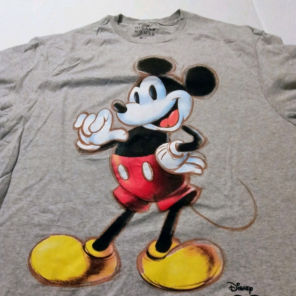 Majestic Gray Crewneck T-Shirt